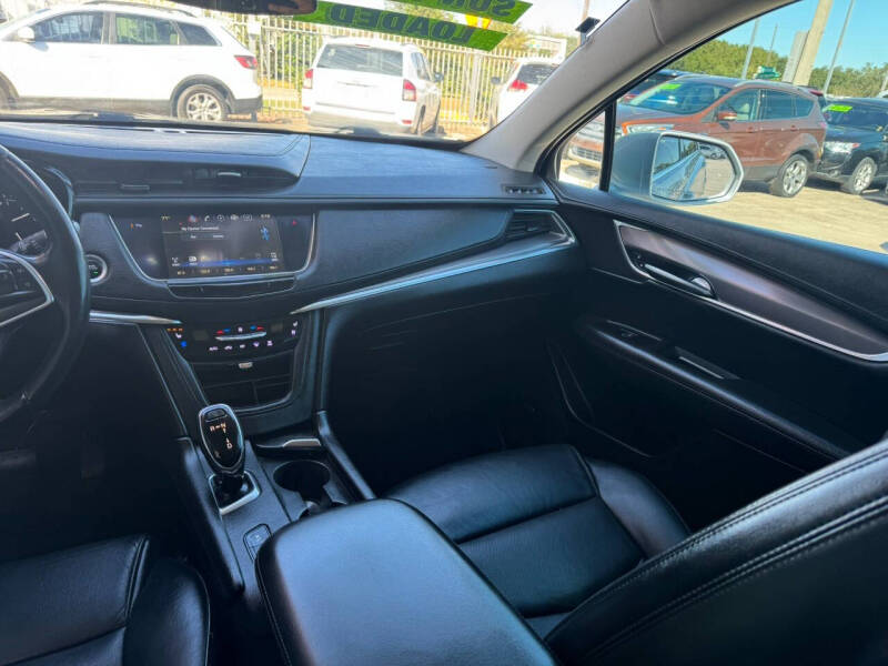 2019 Cadillac XT5 Premium Luxury