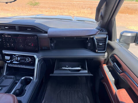 2024 GMC Sierra 3500HD Denali Ultimate