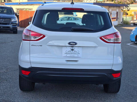 2015 Ford Escape S