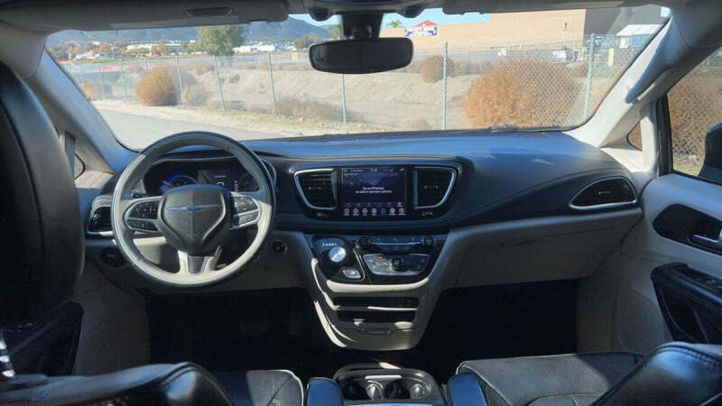 2020 Chrysler Pacifica Limited