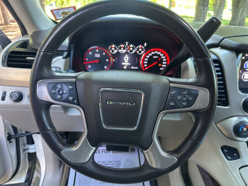 2015 GMC Yukon Denali