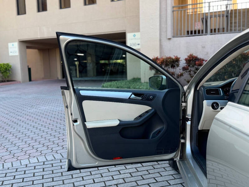 2013 Volkswagen Jetta SE