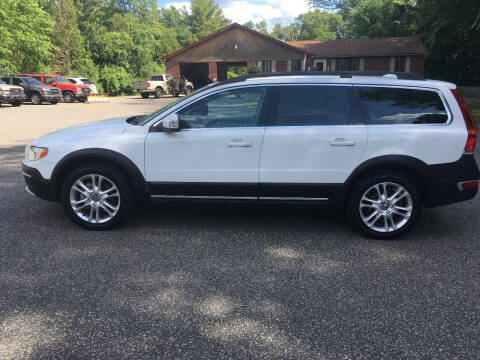 2016 Volvo XC70 for sale at Lou Rivers Used Cars in Palmer MA