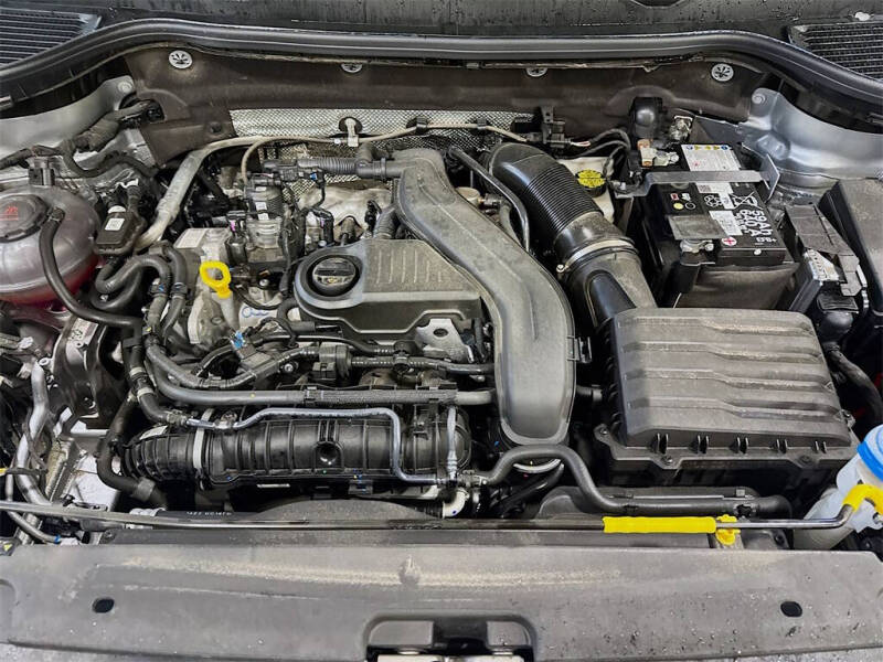 2024 Volkswagen Taos SE 4Motion