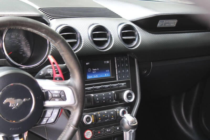 2015 Ford Mustang V6