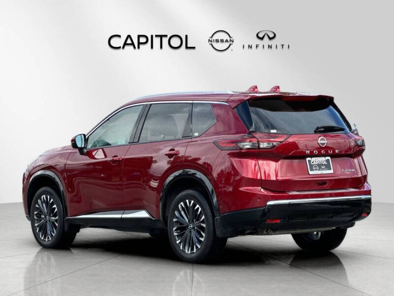 2025 Nissan Rogue Platinum