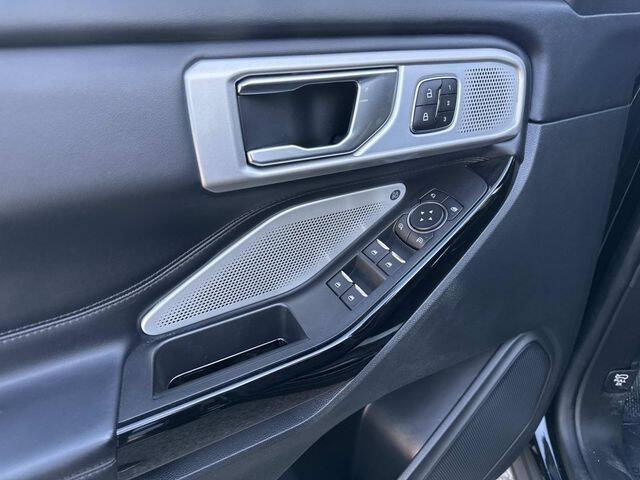 2022 Ford Explorer Platinum