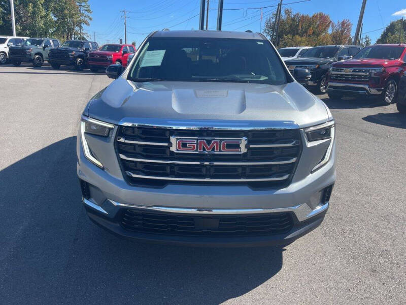 2025 GMC Acadia Elevation
