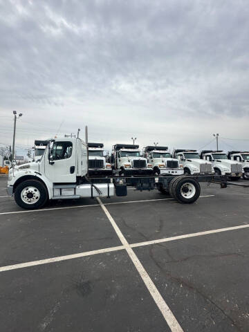 2013 Freightliner Business class M2