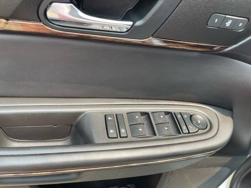 2013 GMC Acadia Denali