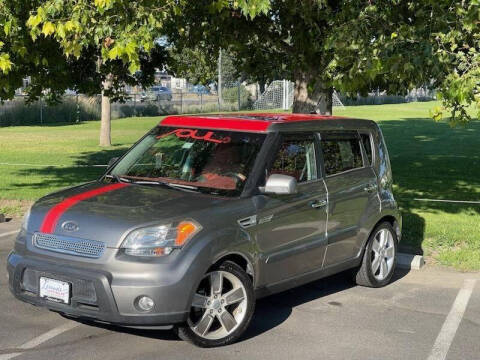 2011 Kia Soul +
