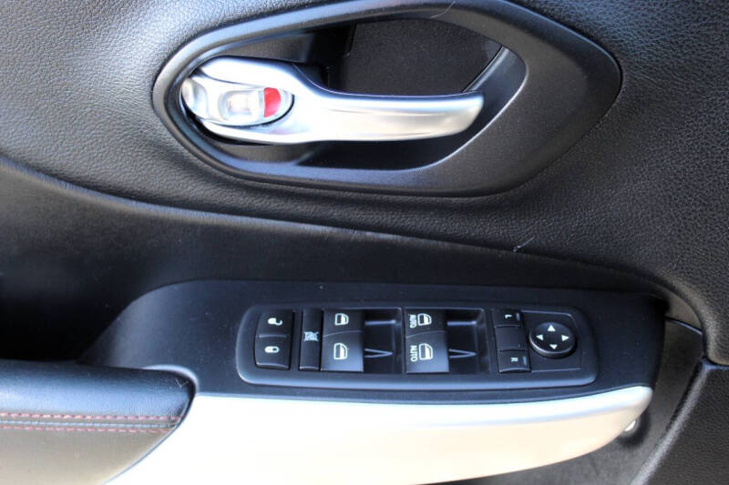 2017 Jeep Cherokee Trailhawk