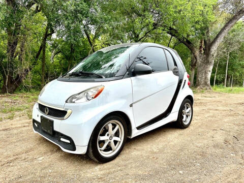 2015 Smart fortwo for sale at Race Auto Sales in San Antonio TX