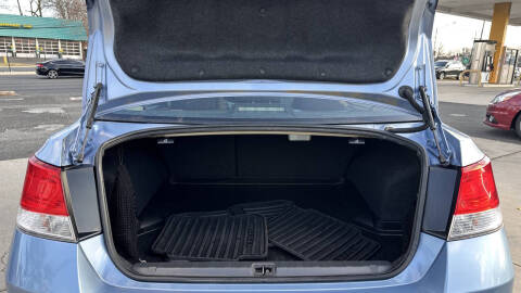 2011 Subaru Legacy 2.5i Premium