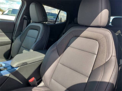 2026 Chevrolet Equinox EV LT 2