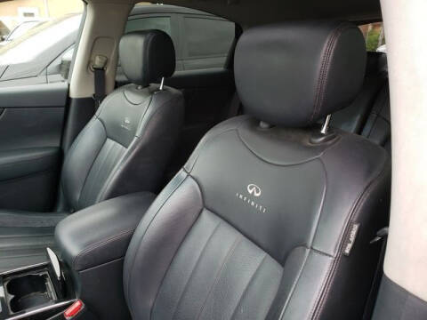 2010 Infiniti FX35