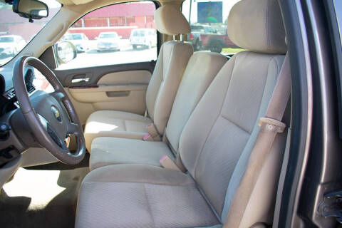 2012 Chevrolet Suburban LS