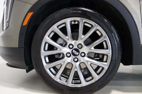 2020 Cadillac XT4 Premium Luxury