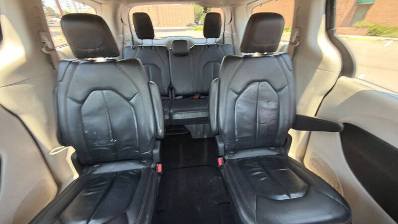 2018 Chrysler Pacifica Touring L
