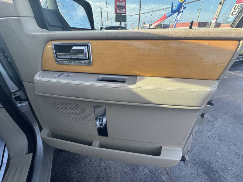 2008 Lincoln Navigator