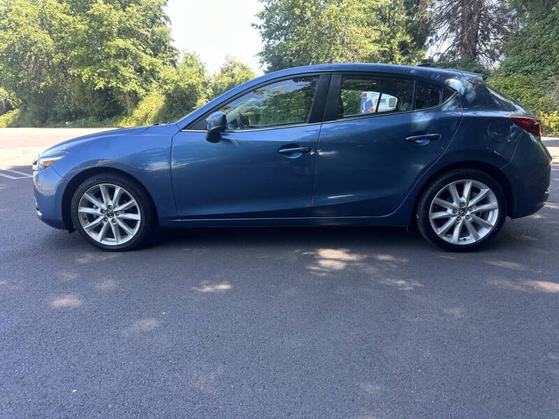 2017 Mazda MAZDA3 Grand Touring