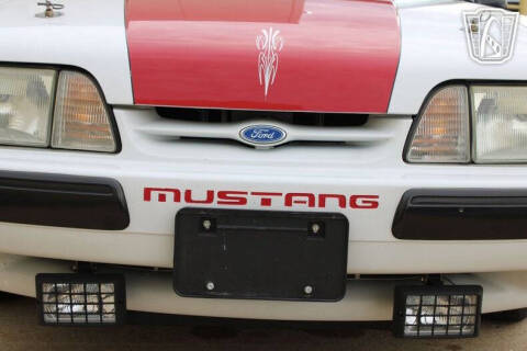 1990 Ford Mustang