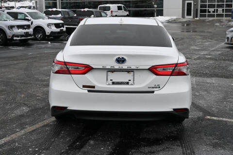 2019 Toyota Camry Hybrid LE