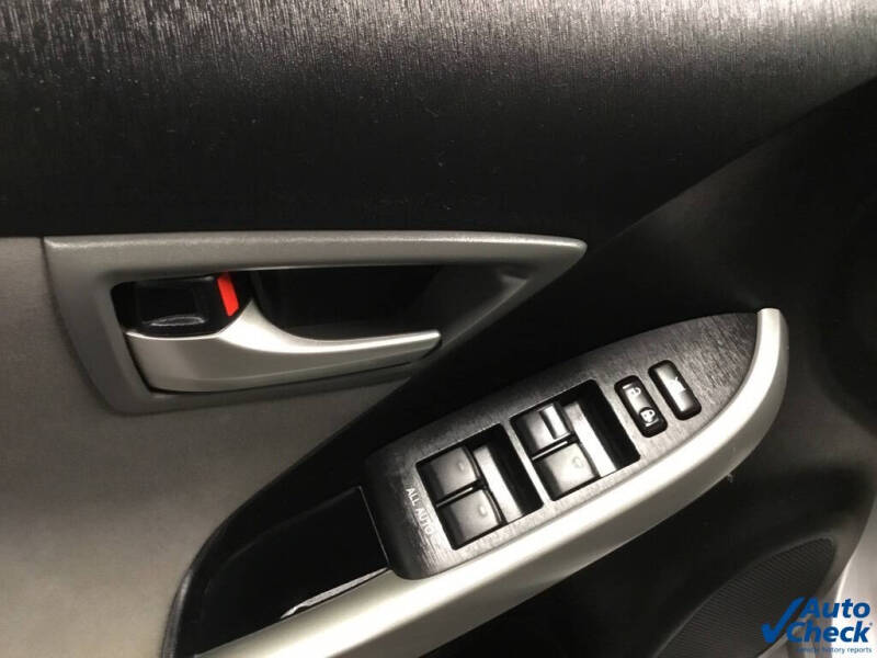 2015 Toyota Prius Three