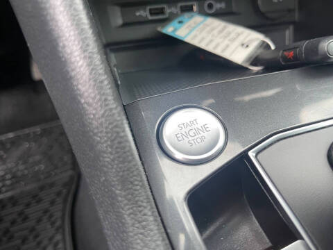 2018 Volkswagen Tiguan 2.0T SEL 4Motion