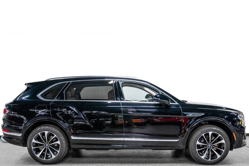 2024 Bentley Bentayga EWB