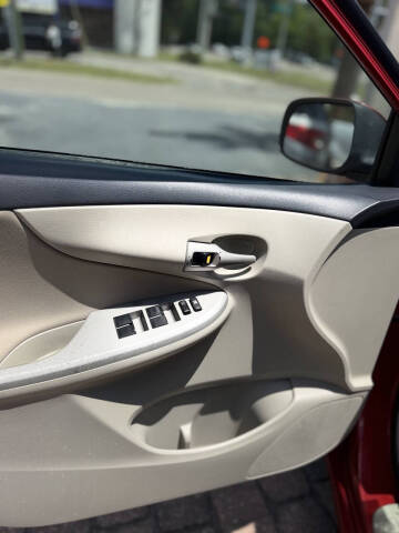 2013 Toyota Corolla LE