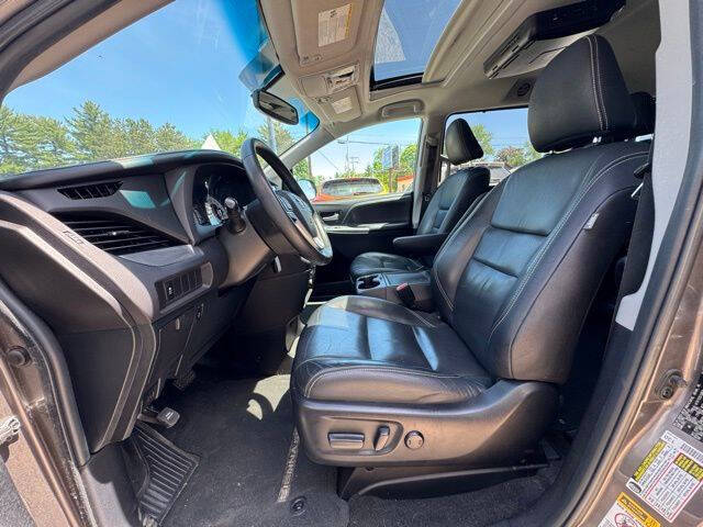 2015 Toyota Sienna
