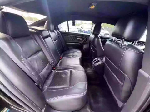 2015 Ford Taurus Limited