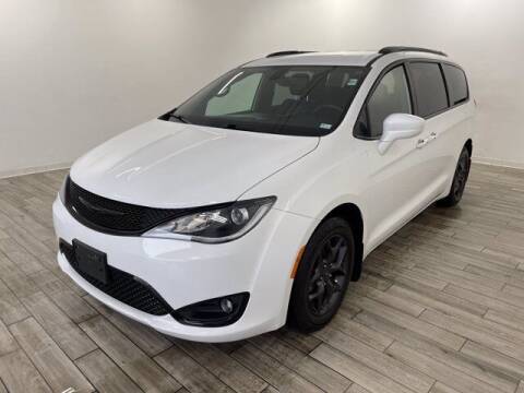 2018 Chrysler Pacifica for sale at TRAVERS GMT AUTO SALES - Traver GMT Auto Sales West in O Fallon MO