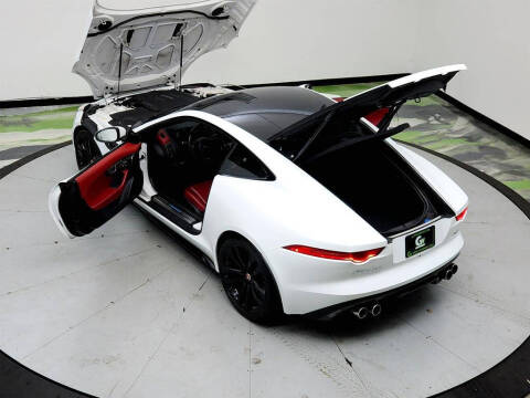 2015 Jaguar F-TYPE R
