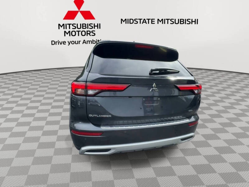 2024 Mitsubishi Outlander SEL