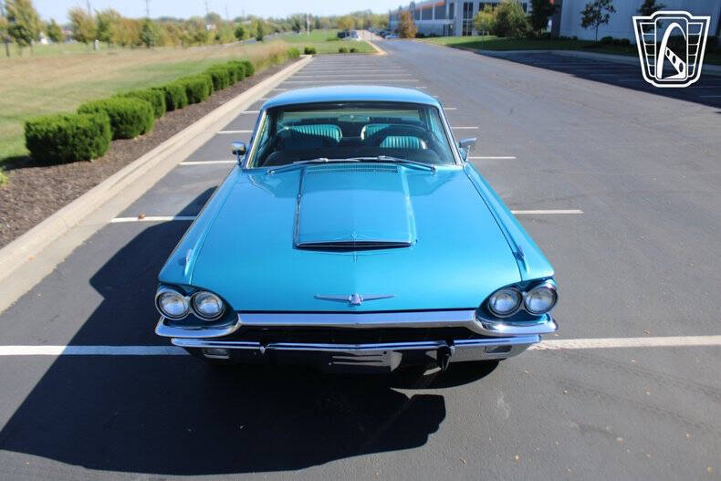 1965 Ford Thunderbird