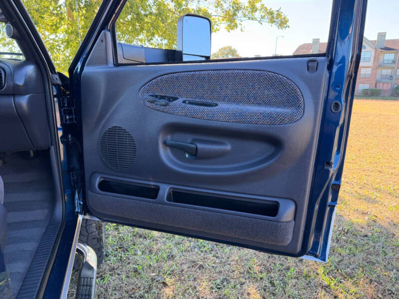 2002 Dodge Ram 2500 SLT Plus