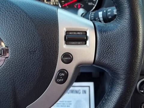 2013 Nissan Rogue SV w/SL Package