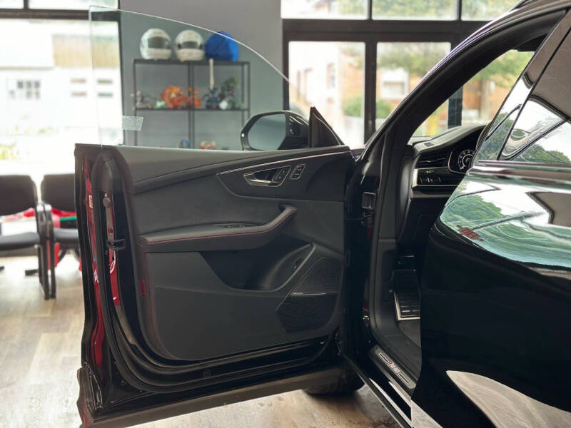 2024 Audi RS Q8 4.0T quattro