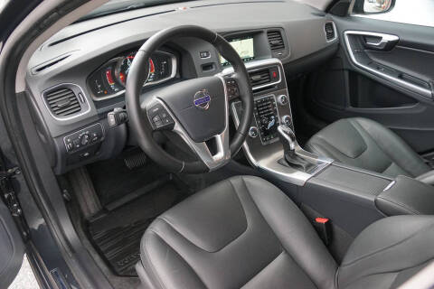 2016 Volvo V60 T5 Drive-E Premier