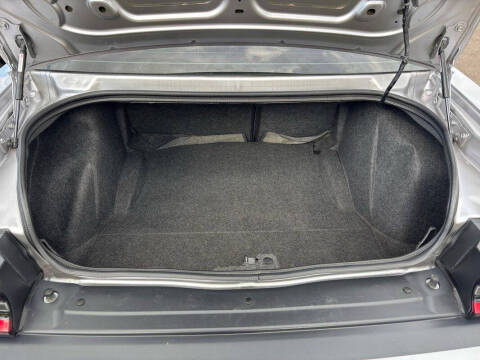 2015 Dodge Challenger R/T Plus Shaker