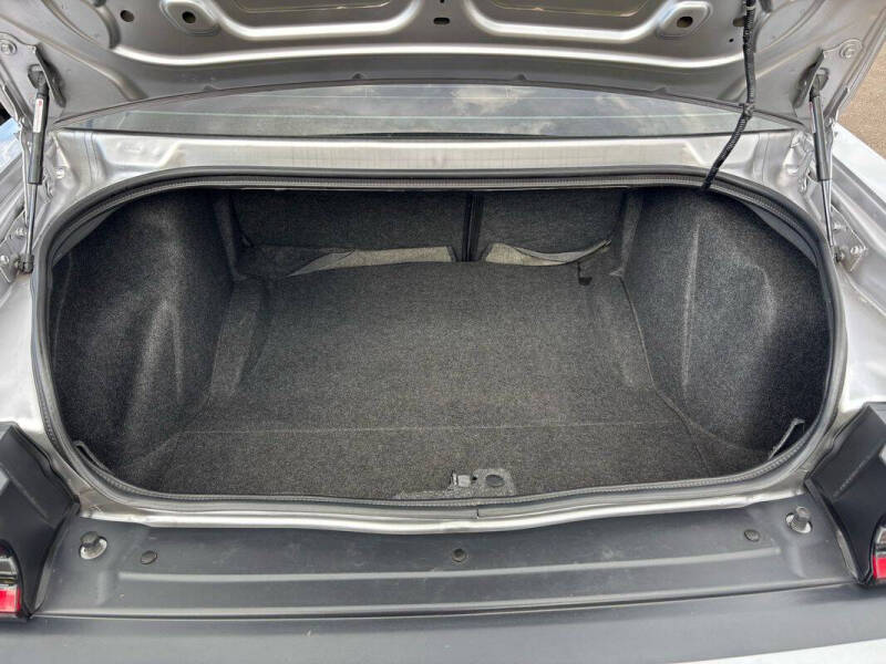 2015 Dodge Challenger R/T Plus Shaker