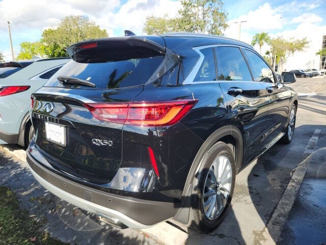 2025 Infiniti QX50 Luxe