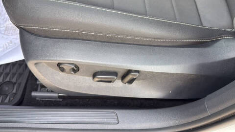 2024 Volkswagen Taos SE 4Motion