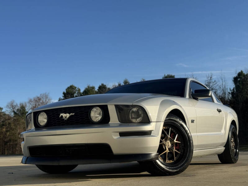 2005 Ford Mustang GT Premium