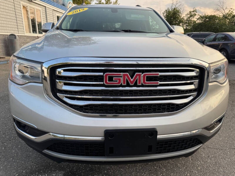 2019 GMC Acadia SLE-2