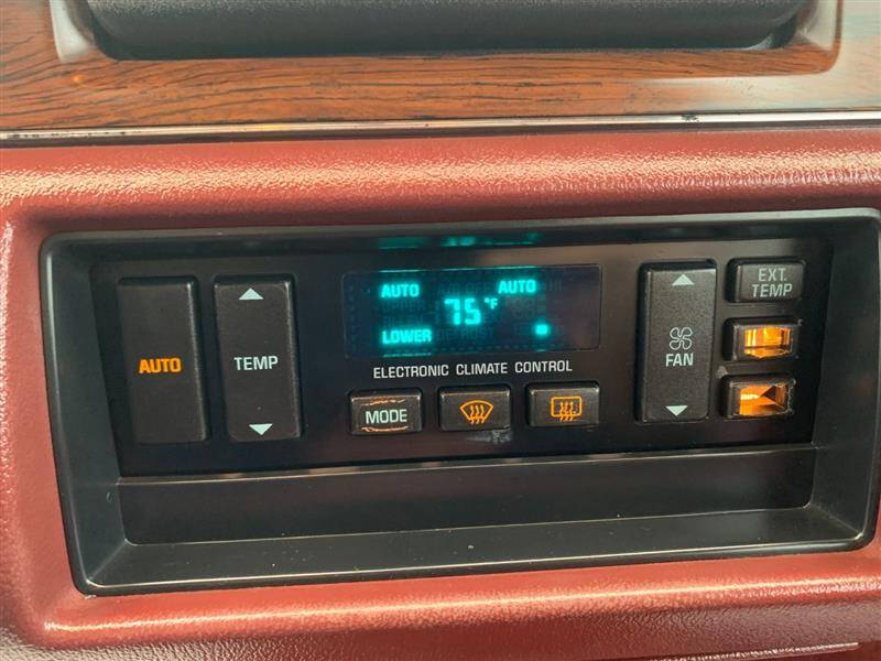 1992 Oldsmobile Custom Cruiser