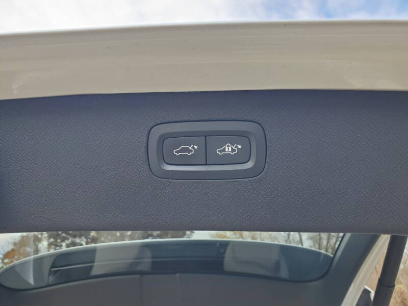 2017 Volvo XC90 T6 Inscription