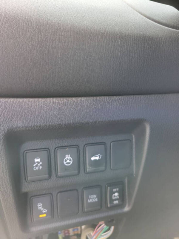 2018 Nissan Pathfinder SL